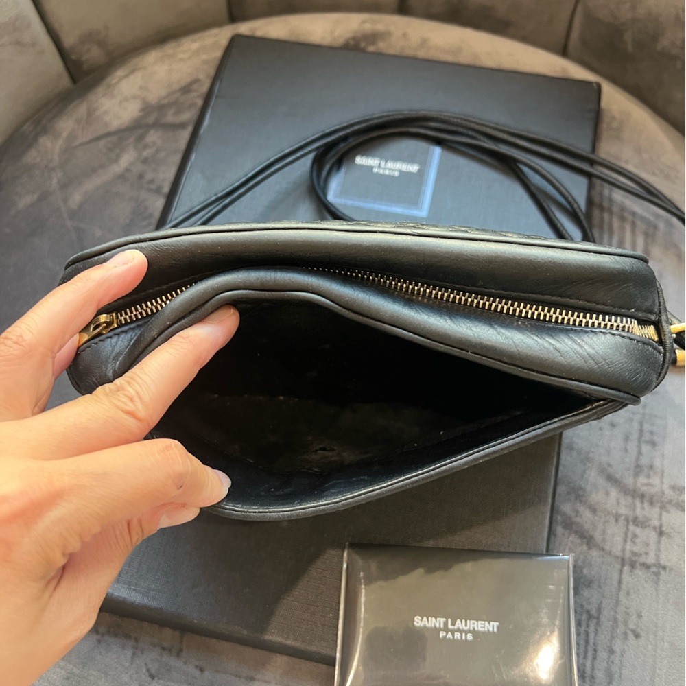 Yves Saint Laurent Victoire Camera Bag - Picture 9 of 15